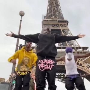 Meet your Posher, Scarlet